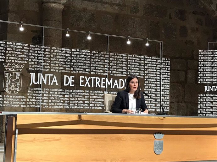 La consejera de Igualdad y portavoz de la Junta, Isabel Gil Rosiña