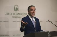 Junta respeta movilizaciones de sanitarios y garantiza que acabará con el "caos" que dejó el PSOE-A en la sanidad