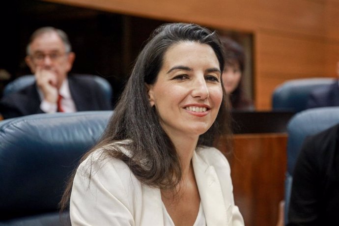 La portaveu de Vox a l'Assemblea de Madrid, Rocío Monasterio, asseguda en el seu escó