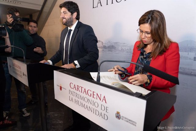 Firma del protocolo de colaboración para la candidatura de Cartagena como Ciuydad Patrimonio de la Humanidad