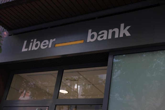 LIBERBANK, CONVOCA A LOS SINDICATOS PARA NEGOCIAR UN NUEVO ERE