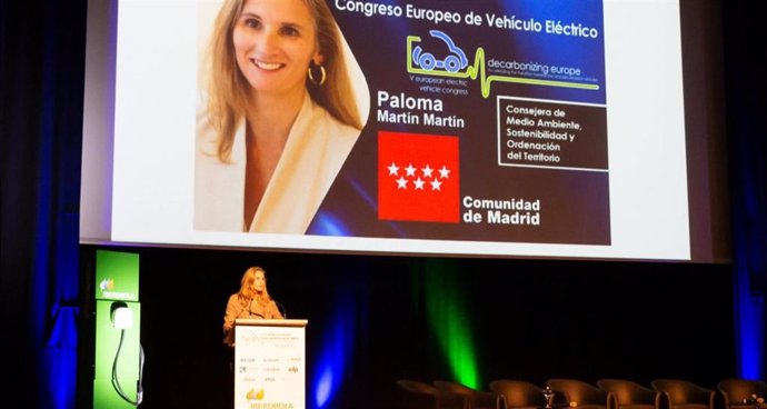 La consejera de Medio Ambiente de la Comunidad de Madrid, Paloma Martín, para el Fomento de la Movilidad Eléctrica en Origen
