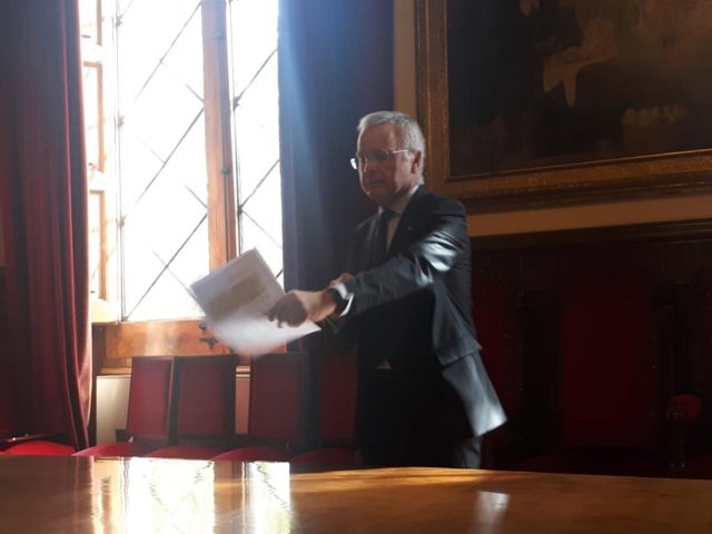 El rector de la UB, Joan Elias