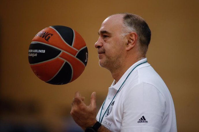 MADRID, SPAIN - OCTOBER 16: Pablo Laso of Spain and Real Madrid during the training day before the EuroLeague Basket match between Zalgiris and Real Madrid at Ciudad Real Madrid, on October 16, 2019 in Madrid, Spain.