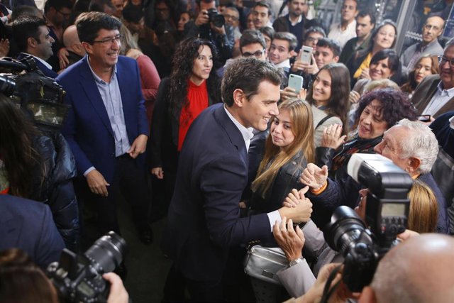Albert Rivera junto a Juan Marín y Rocío Ruiz.