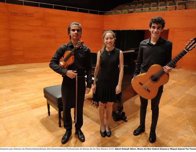 Alumnos premiados por la Conselleria de Educación