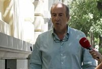 Francis Franco acusa el Govern espanyol de "voler controlar la foto" de l'exhumació amb els mitjans oficials