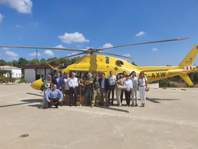 La delegada territorial de Agricultura, Ganadería, Pesca y Desarrollo Sostenible, Araceli Cabello, en centros de trabajo que la Agencia de Medio Ambiente y Agua