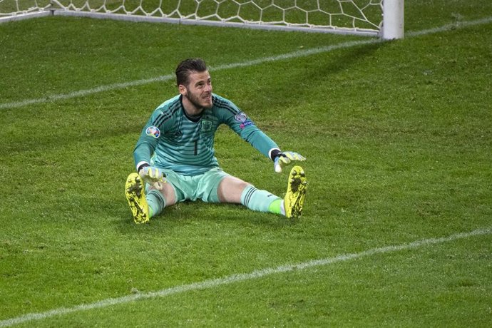 15 October 2019, Sweden, Stockholm: Spain's goalkeeper David de Gea lies injured on the ground during the UEFA EURO 2020 qualifying Group F soccer match between Sweden and Spain at the Friends Arena. Photo: Johanna Lundberg/Bildbyran via ZUMA Press/dpa