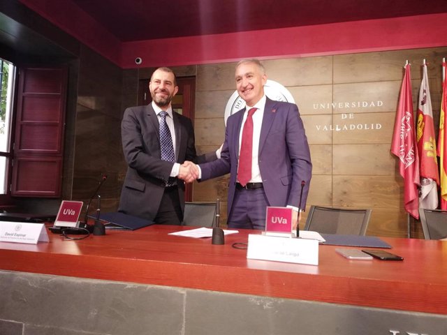 Largo y Espinar firman el convenio de colaboración entre UVA y Real Valladolid