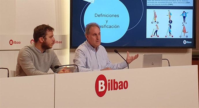 El concejal de Movilidad de Bilbao presenta la regulación sobre patinetes en Bilbao.