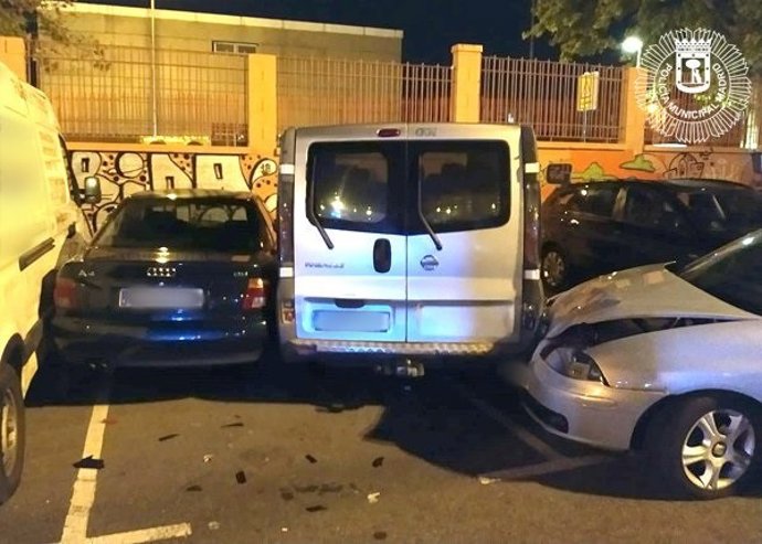 Herido un policía municipal que intentaba impedir el robo de un coche en Vallecas