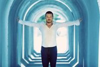 Coque Malla: "Deberíamos intentar recuperar el sentido del humor y la ironía"