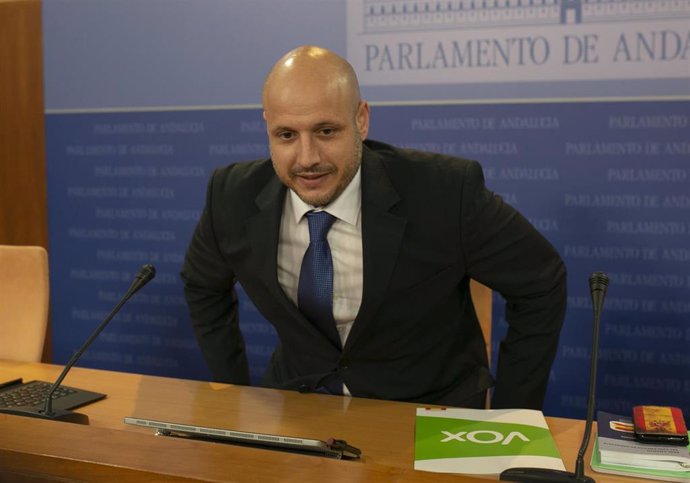 El portavoz adjunto de Vox en el Parlamento, Rodrigo Alonso, en una imagen de archivo.