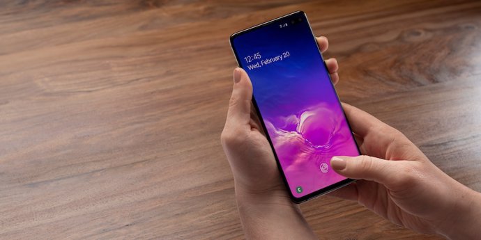 Samsung lanza una actualización para solucionar el error de lectura de huella qu