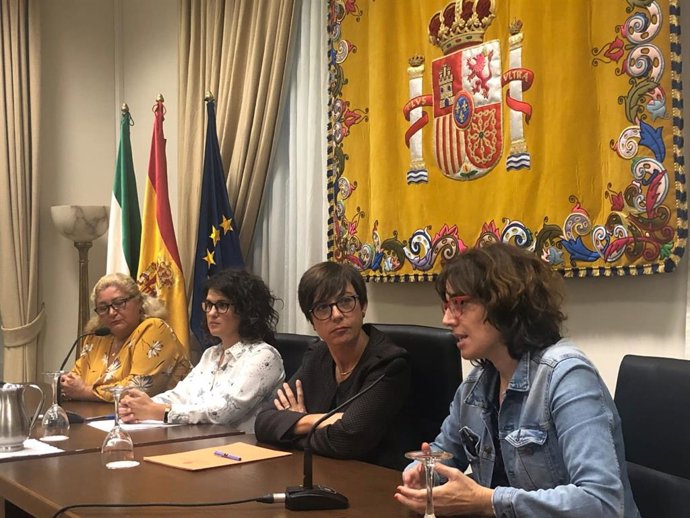 La subdelegada, María Gámez, en la presentación de los actos con motivo del Día Internacional de la Eliminación de la Violencia contra la Mujer