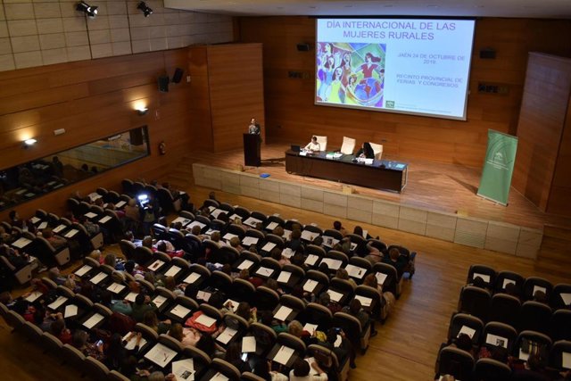 Jornadas sobre mujer rural