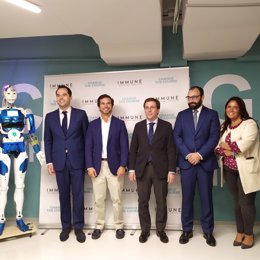 El vicepresidente de la Comunidad de Madrid, Ignacio Aguado, y el alcalde de Madrid, José Luis Martínez Almeida, asisten a la inauguración del centro de formación Immune Technology Institute.