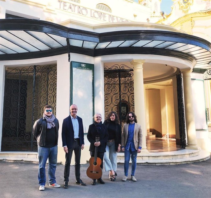 El guitarrista Manuel Imán celebra sus 50 años de carrera con un concierto en el Lope de Vega