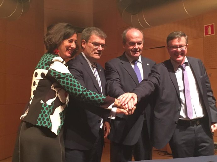 Firma del compromiso sostenible en Bilbao
