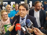 Vergeles entiende que sigan las protestas por el Hospital de Don Benito-Villanueva mientras se cumplen los compromisos