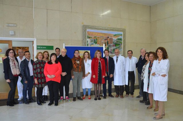 Entrega de los premios del concurso literario dirigido a pacientes de Salud Mental del Hospital de Jaén.