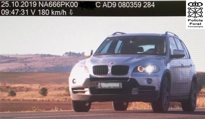 Vehículo captado por el radar circulando a 180 km/h en Dicastillo