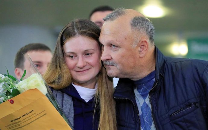 Maria Butina llega a Moscú