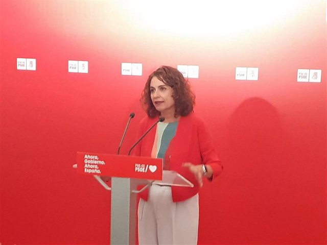 La ministra de Hacienda en funciones, María Jesús Montero, en la inauguración de la Casa del Pueblo de Trapagaran, en Bizkaia