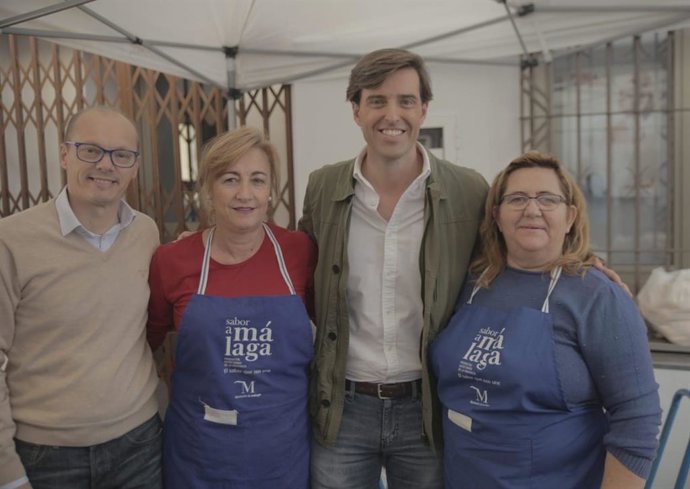 El vicesecretario de Comunicación del PP y candidato al Congreso, Pablo Montesinos, visita Yunquera.