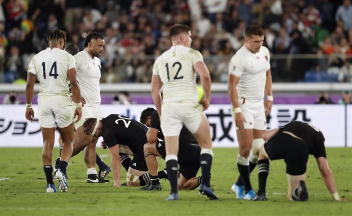 Inglaterra sorprende a los 'All Blacks' en semifinales del Mundial de rugby