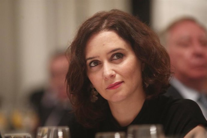 La presidenta de la Comunidad de Madrid, Isabel Díaz Ayuso, durante el Desayuno Informativo de Europa Press en el que ha participado el presidente de su partido, Pablo Casado, en Madrid (España), a  21 de octubre de 2019.