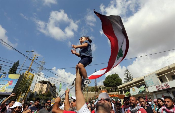 Manifestación contra el Gobierno de Líbano en la ciudad de Nabatié