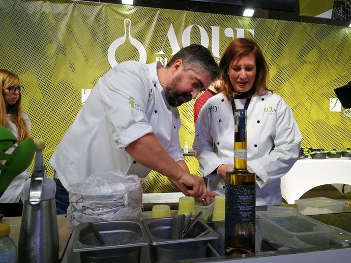 Jaén.- MásJaén.- Montes Ortiz, del blog 'Manzana y Canela', gana el evento gastr