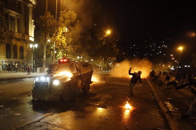 Chile.- Las Fuerzas Armadas de Chile reconocen tres muertos en acciones militare