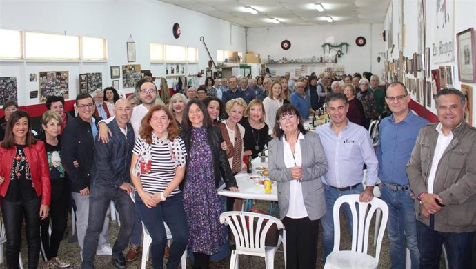 La presidenta del PSOE, Cristina Narbona, en Almansa