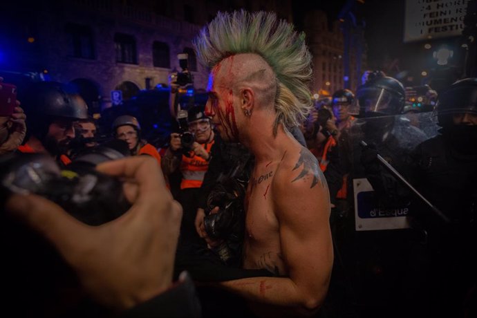 Disturbis després de la manifestació a Barcelona en rebuig a la sentncia de el 1-O i per demanar la llibertat dels presos a 26 d'octubre de 2019