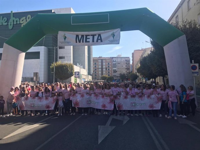 La marcha 'Jaén se viste de rosa'