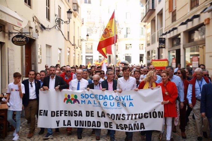 Manifestación convocada por Sociedad Civil Malagueña en defensa de la unidad de España