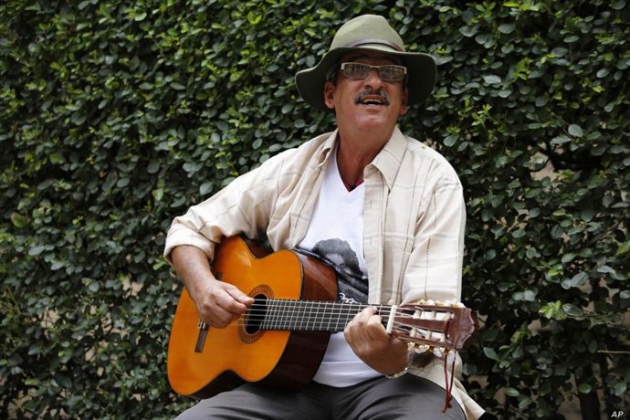 Colombia.- Un exguerrillero de las FARC hace historia con una simbólica alcaldía