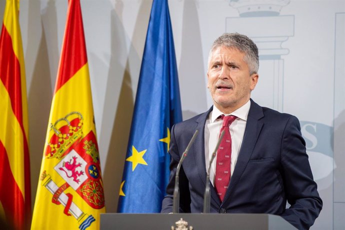 El ministro del Interior en funciones, Fernando Grande-Marlaska, ofrece una rueda de prensa durante su visita a Barcelona, en Barcelona (España) a 19 de octubre de 2019. (Archivo)