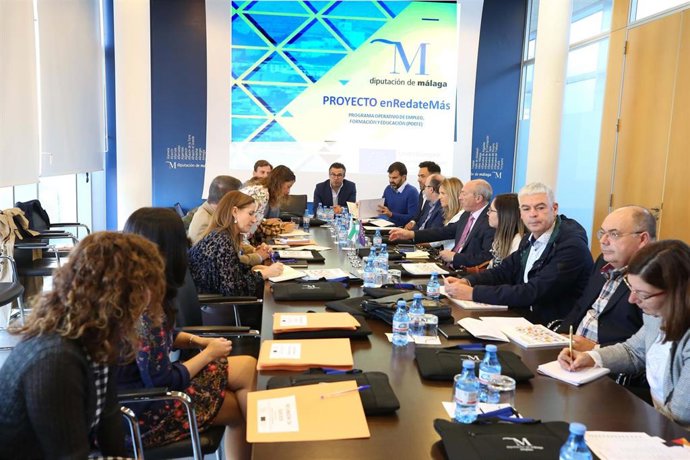 Reunión de la Diputación con entidades que participarán en un proyecto europeo de inserción laboral