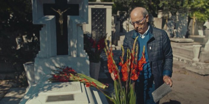 Frame de la película 'La maleta de Helios'.