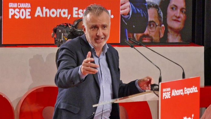 El presidente de Canarias, Ángel Víctor Torres, en un acto del PSOE en Las Palmas de Gran Canaria