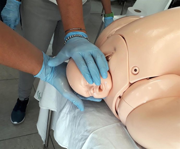 El Hospital de Valme de Sevilla acoge un curso de entrenamiento en 'distocia de hombros'.