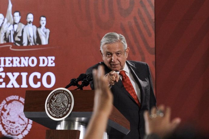 Argentina.- López Obrador asegura que llamará a Fernández y Morales para felicit