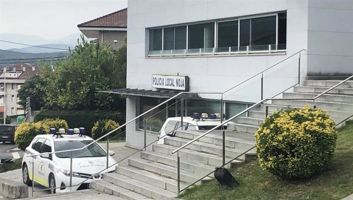 Noja.- El Ayuntamiento incorpora un nuevo agente de Policía Local y dos vehículos policiales
