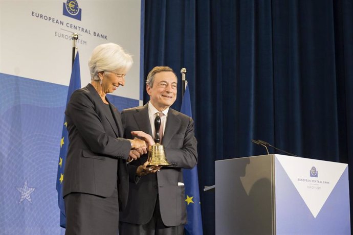 Ceremonia de traspaso de poderes en el BCE entre Mario Draghi y Christine Lagarde