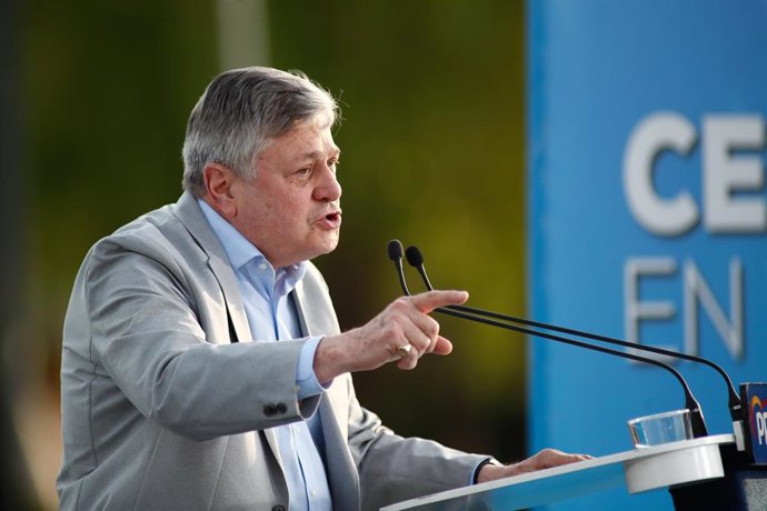 El candidato al Parlamento Europeo, Leopoldo López, interviene en el acto público de presentación de los candidatos del PP a las Alcaldías de Torrejón de Ardoz, Alcalá de Henares y Arganda del Rey en Madrid