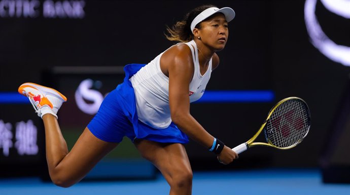 Tenis.- La japonesa Naomi Osaka se retira por lesión de las Finales de la WTA y 